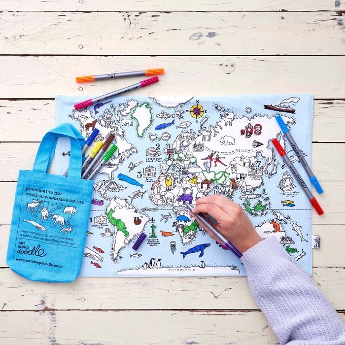 Colour-in World Map Placemat to Go