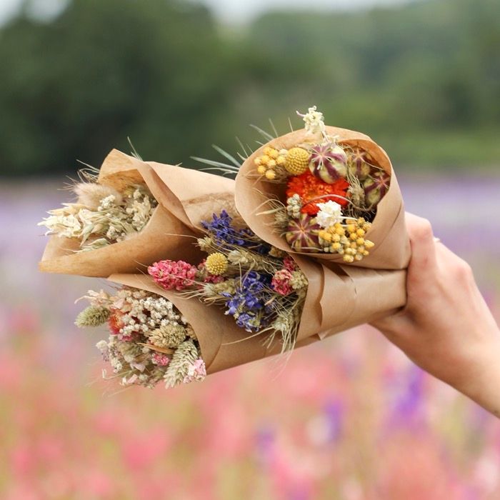 Mini Bouquets - Mixed Colours Box