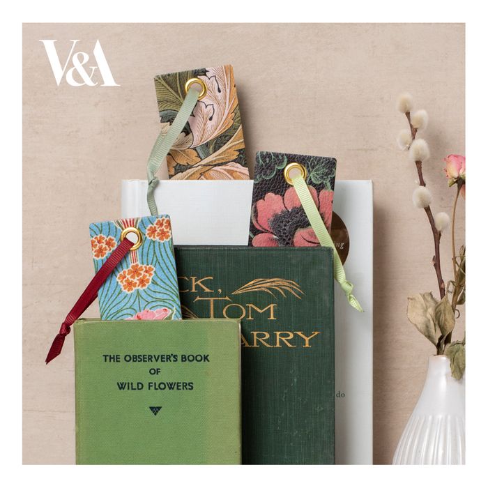 V&A Bookmarks