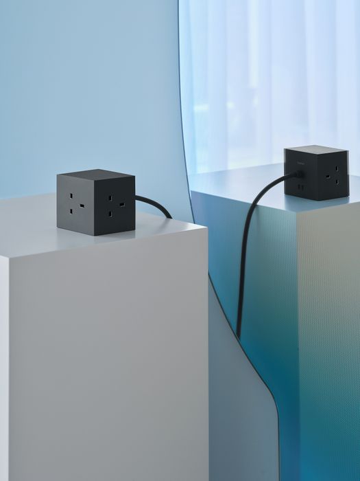 Square 1 - Stockholm Black