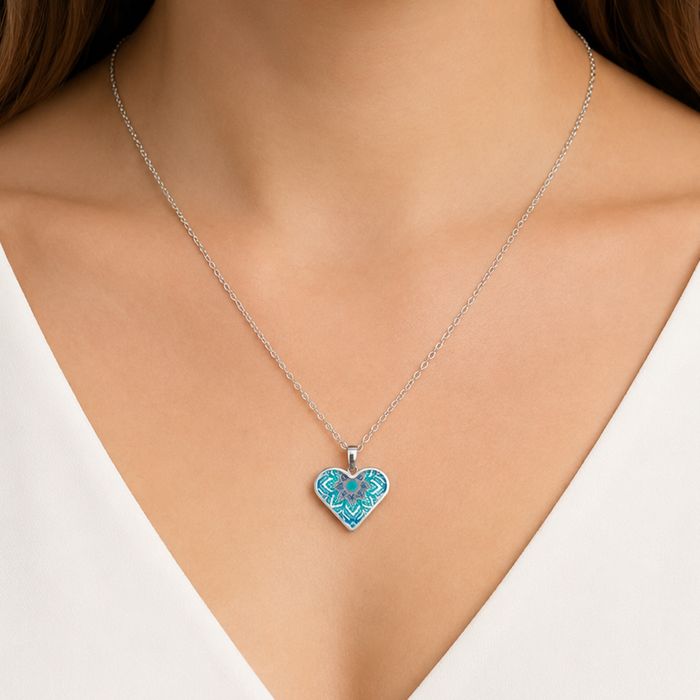 Heart shaped pendant
