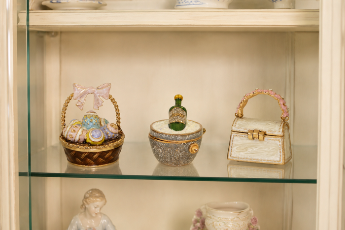 Decorative Gifts