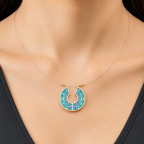 Horse Shoe Necklace