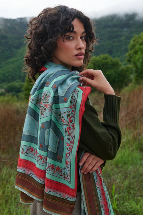 Fleur De Lys - The perfect transition from Mid Season to AW