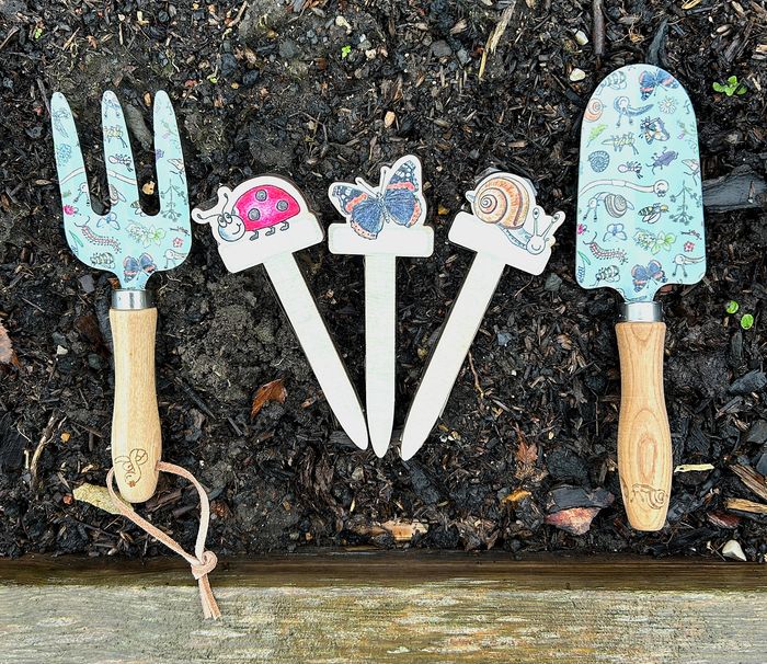 Little Nature Explorers Tool Bag, Plant Markers and Tool Set