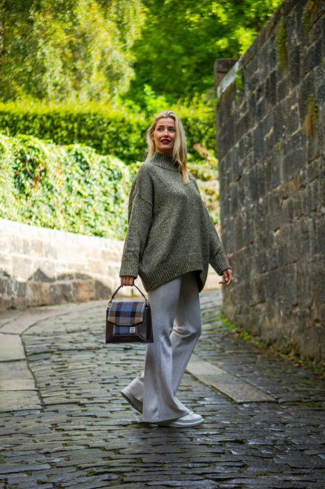 Harris Tweed Highland Messenger
