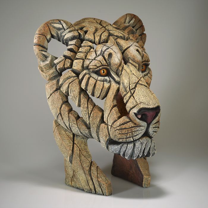 Edge Sculpture - Yuna the Lioness Bust