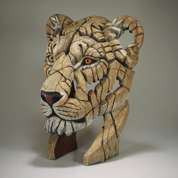 Edge Sculpture - Yuna the Lioness Bust