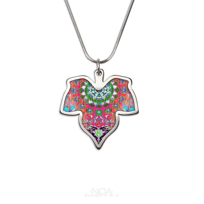 Leaf pendant