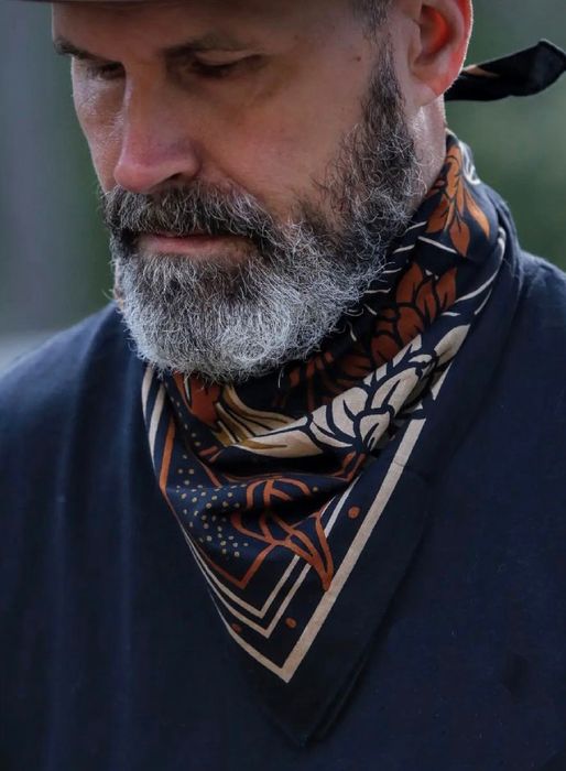 Aviary Bandana
