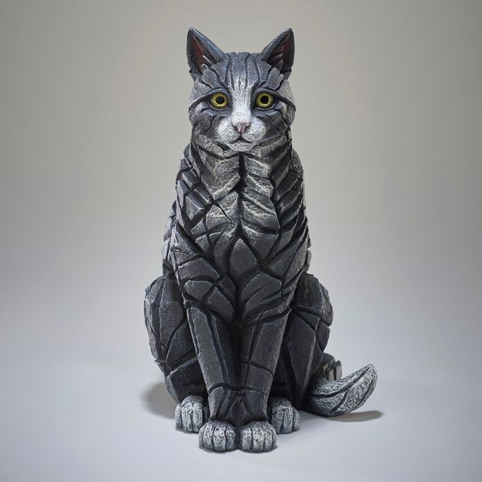 Edge Sculpture - Sitting Cat