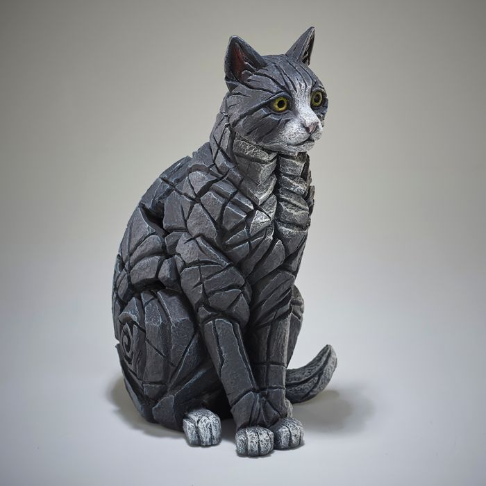 Edge Sculpture - Sitting Cat