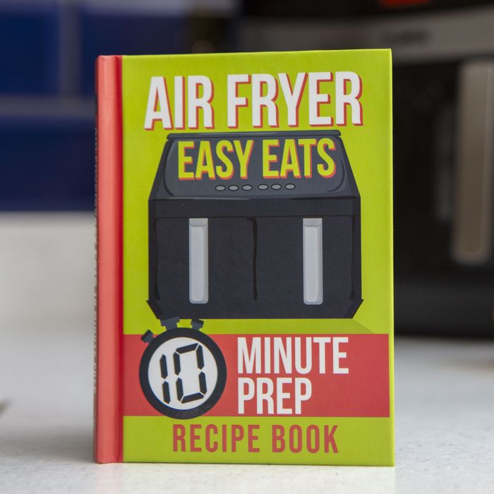 Air Fryer Easy Eats Recipe Book