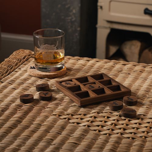 Hare and Bee Tic Tac Toe Game Set