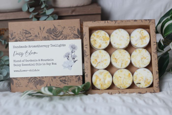 Daisy Bloom Aromatherapy Tealights, Nine Pack