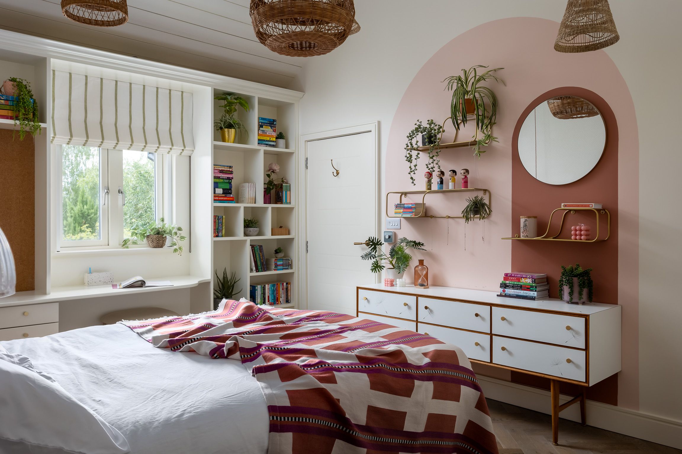 floella bedroom colour blocking