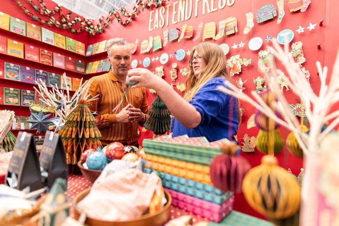 How Independent Retailers Can Harness Early Festive Shopping Momentum in October 2025