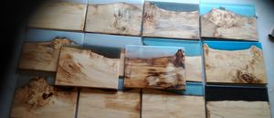 Resin and wood chopping/serving boards