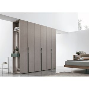 OPEN END COMPARTMENT