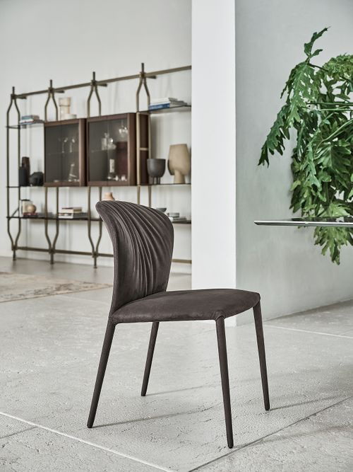 Grace chair