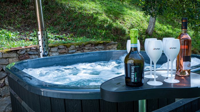 Square Luxury Hot Tub with Stove, 2.02 m, Suitable for 8 People