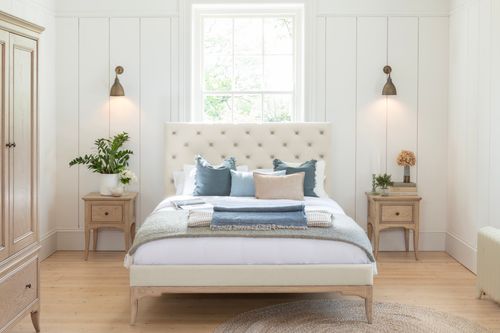 Toulon Bed