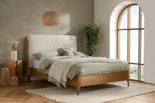 Hatti Bed