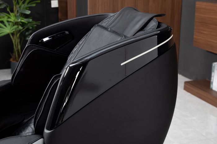 EaseMaster 3D Massage Chair