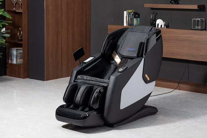 EaseMaster 3D Massage Chair