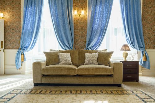 Furniture Feature: Sofa Connections