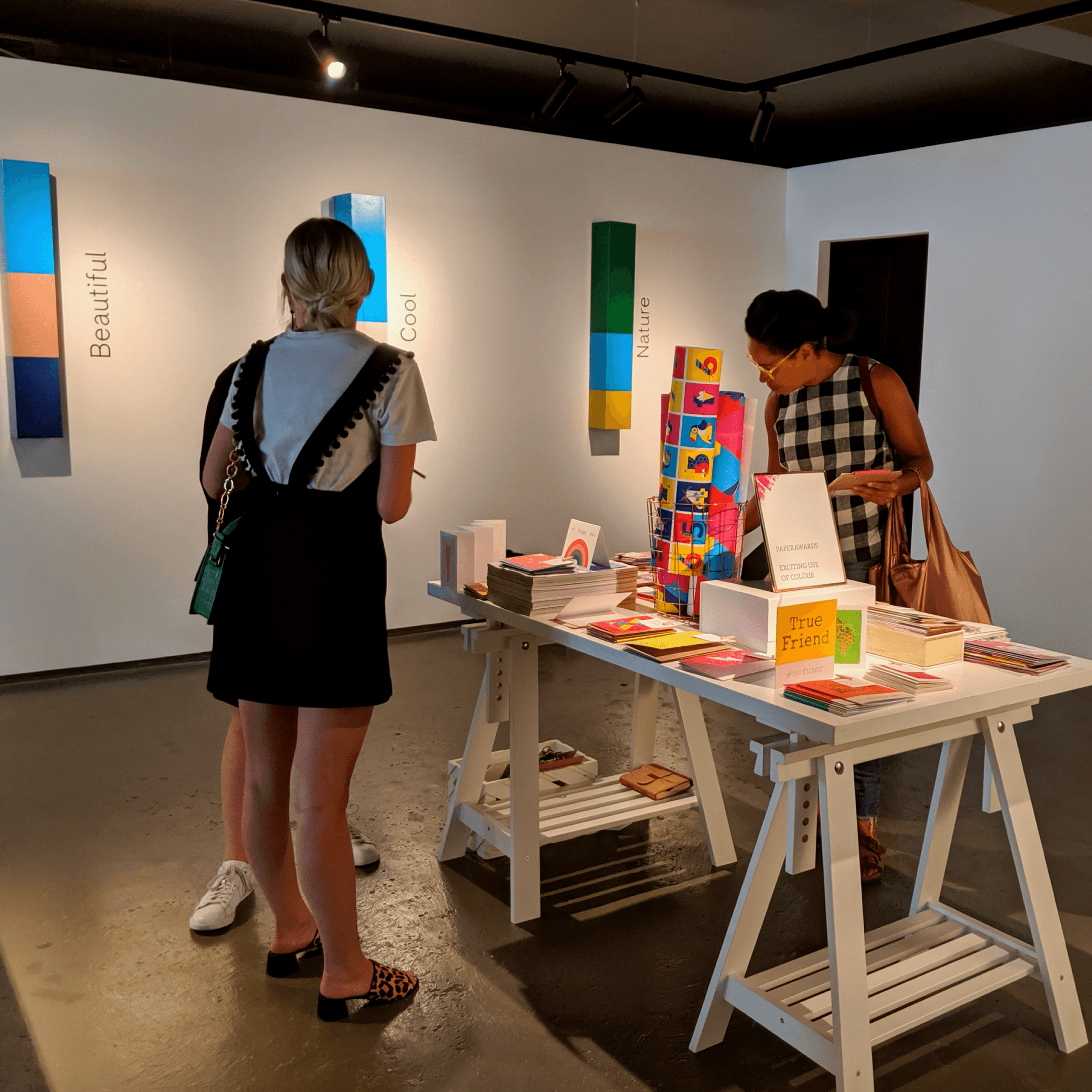 Paper Award Judging aw/19