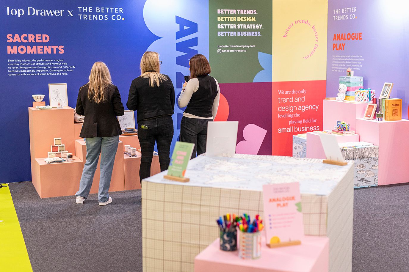 visitors sourcing products