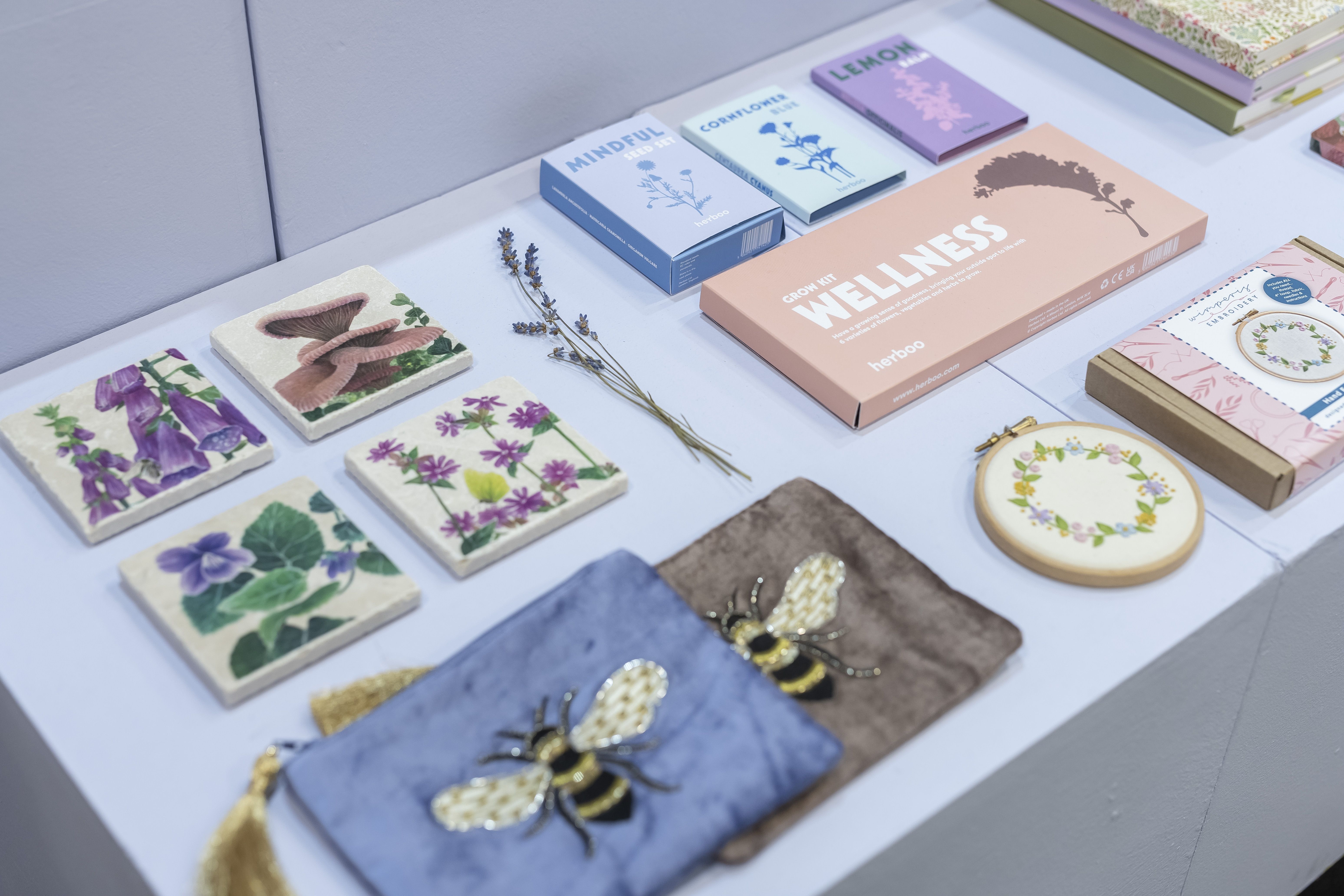 Curated collection by The Better Trends Co.