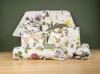 Company name - Sophia Davenport