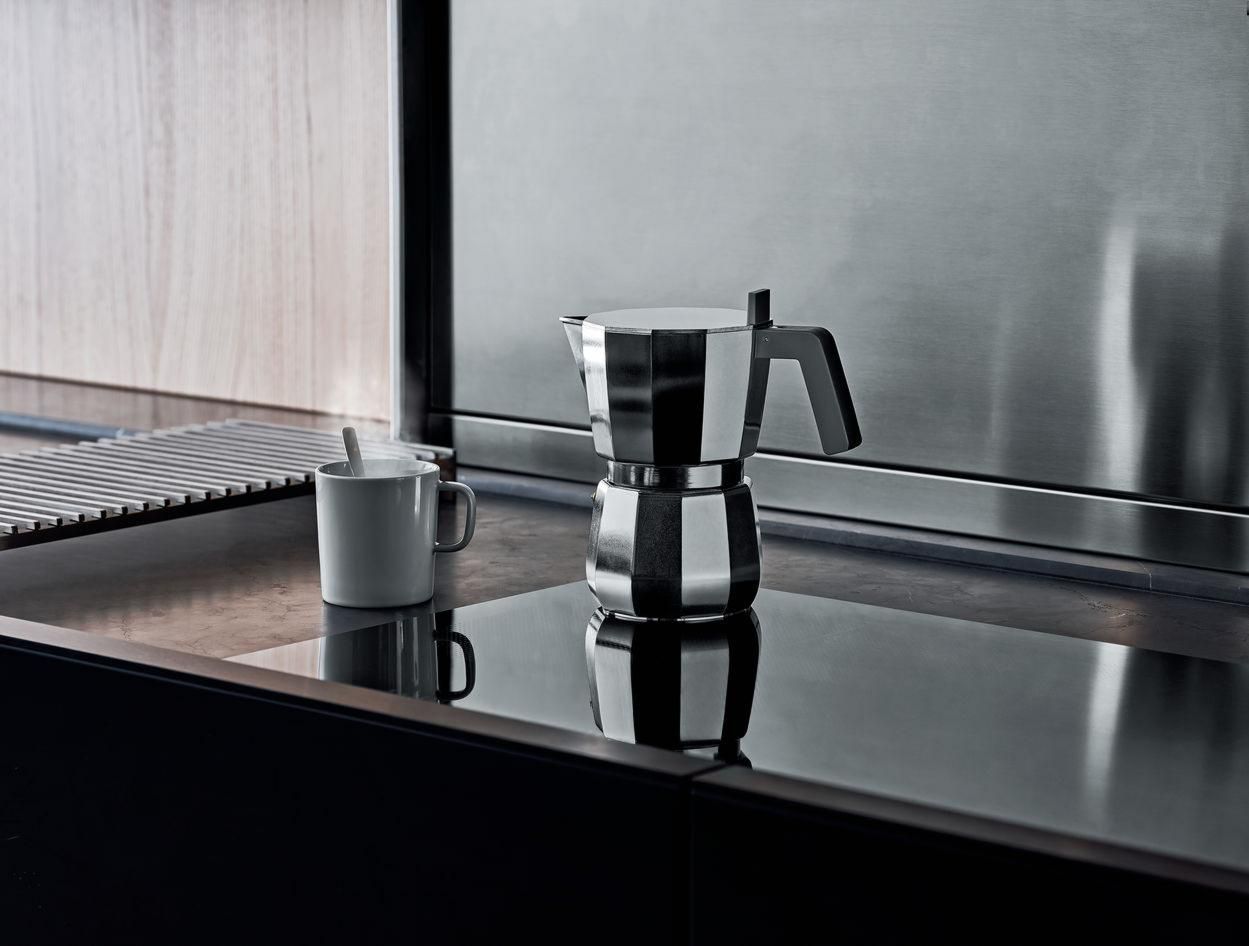 MOKA