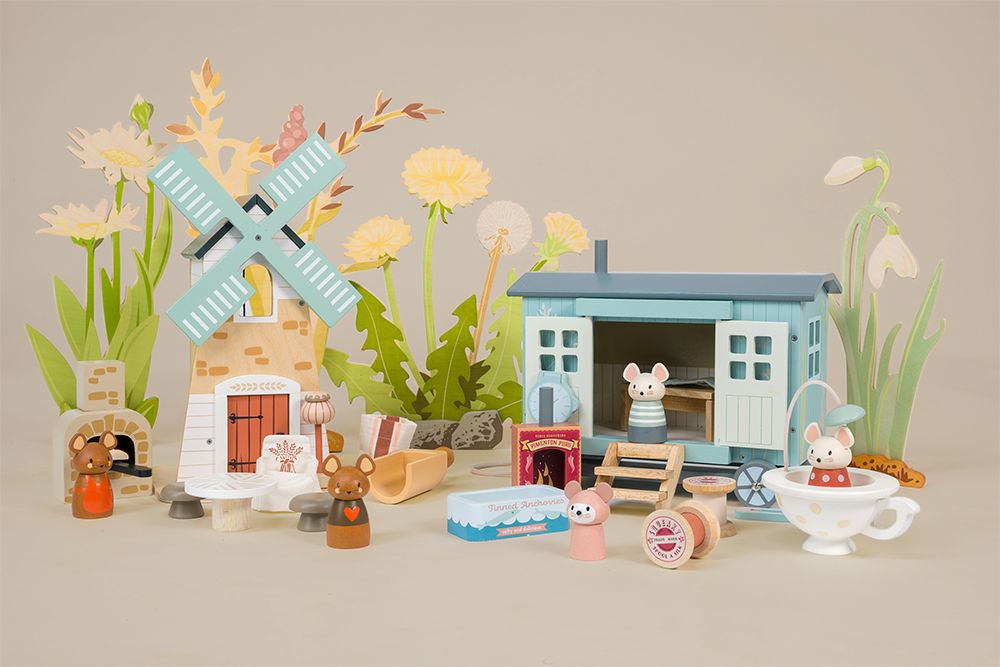 Cover image - Threadbear Design