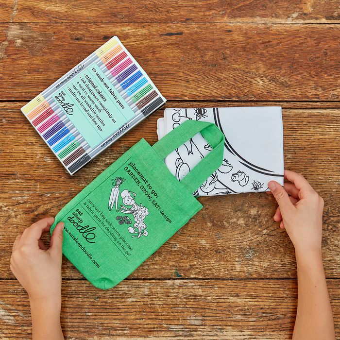 Colour-in Placemat to Go - Garden, Grow, Eat!