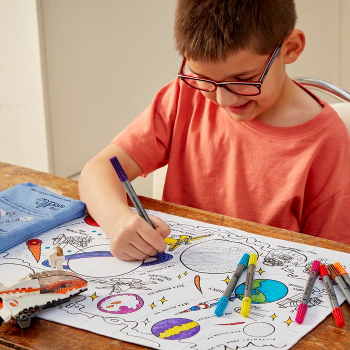 Colour-in Placemat to Go - Space Explorer
