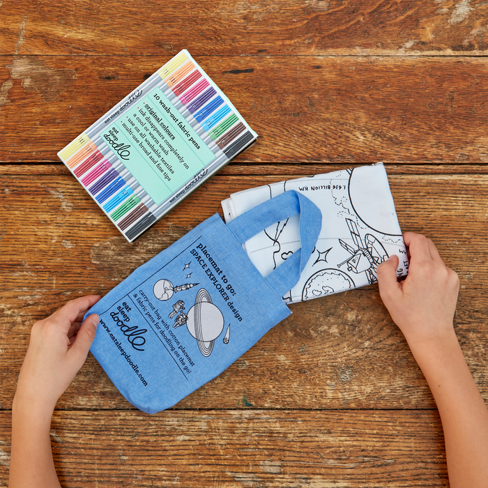 Colour-in Placemat to Go - Space Explorer