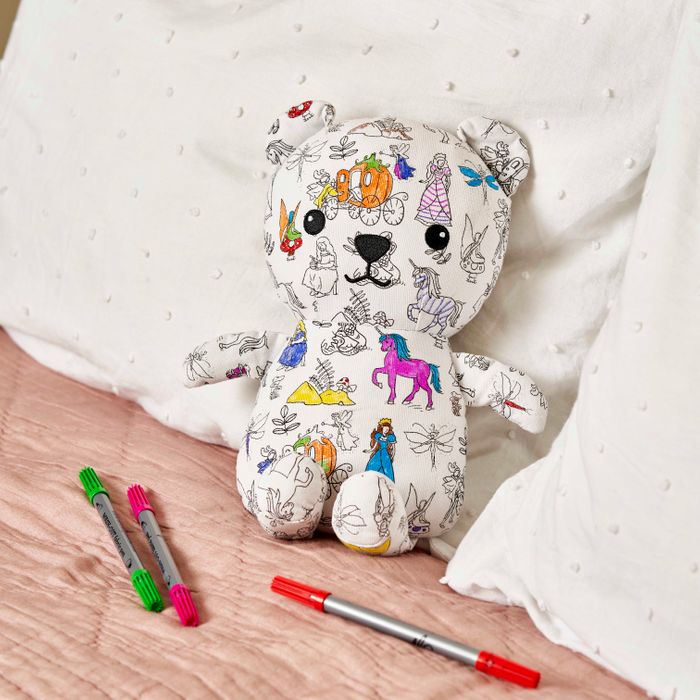 Colour-in Fairytale Artie Bear™