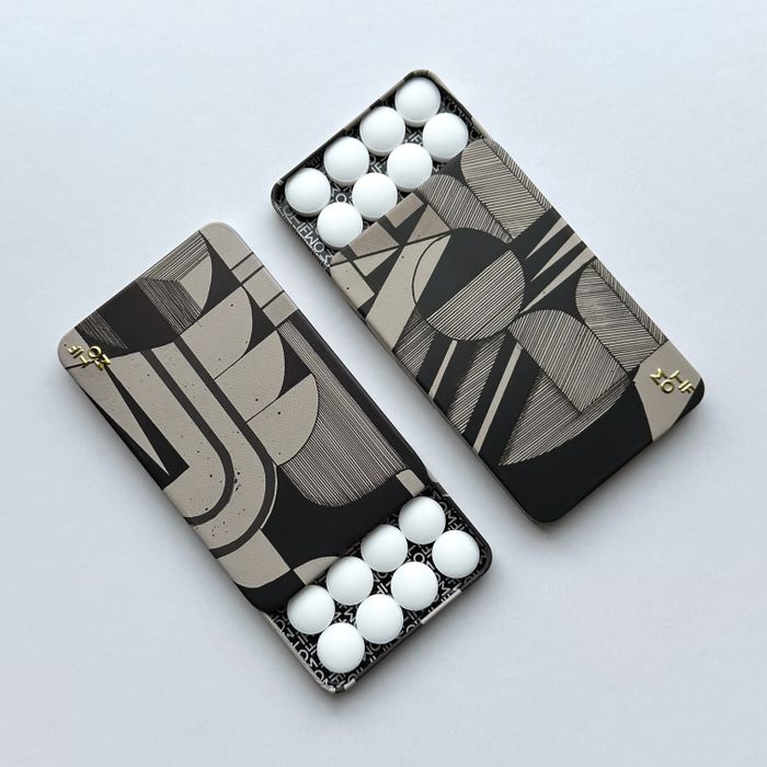 Mints - Graphite Groove
