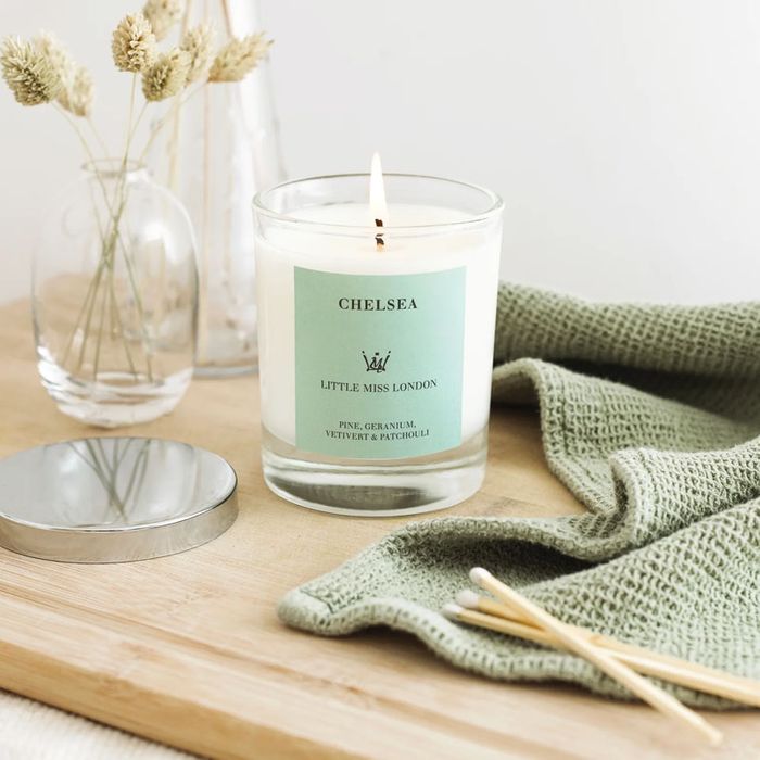 Little Miss London CHELSEA Candle Peppercorn & Patchouli 210g