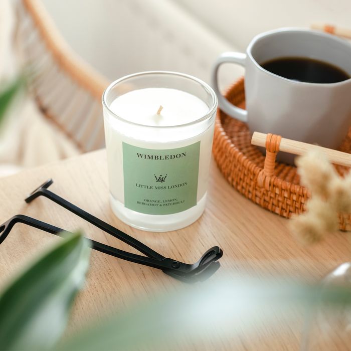 Little Miss London WIMBLEDON Bergamot & Oud Candle 210g