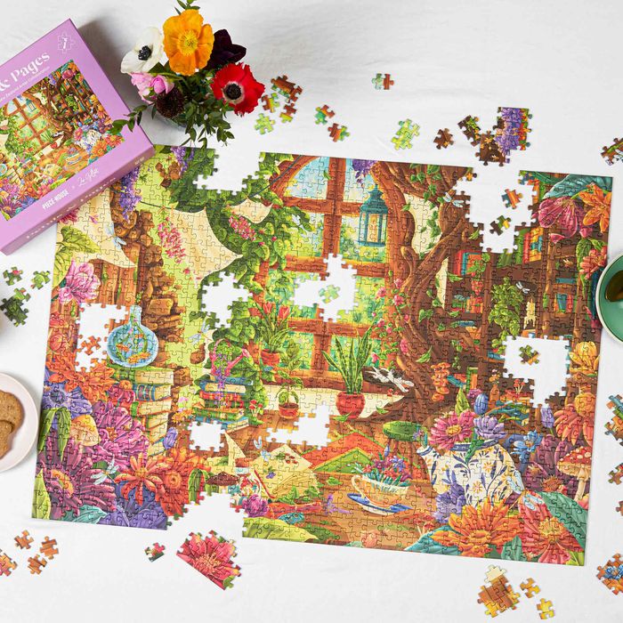 Petals & Pages 1000pc Puzzle