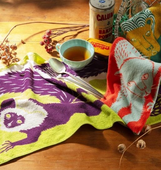 Kusubashi Monori x MiW Morita:  Towel Tenugui