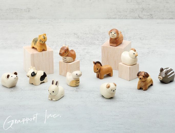 Grapport: Wooden Chopstick Rest