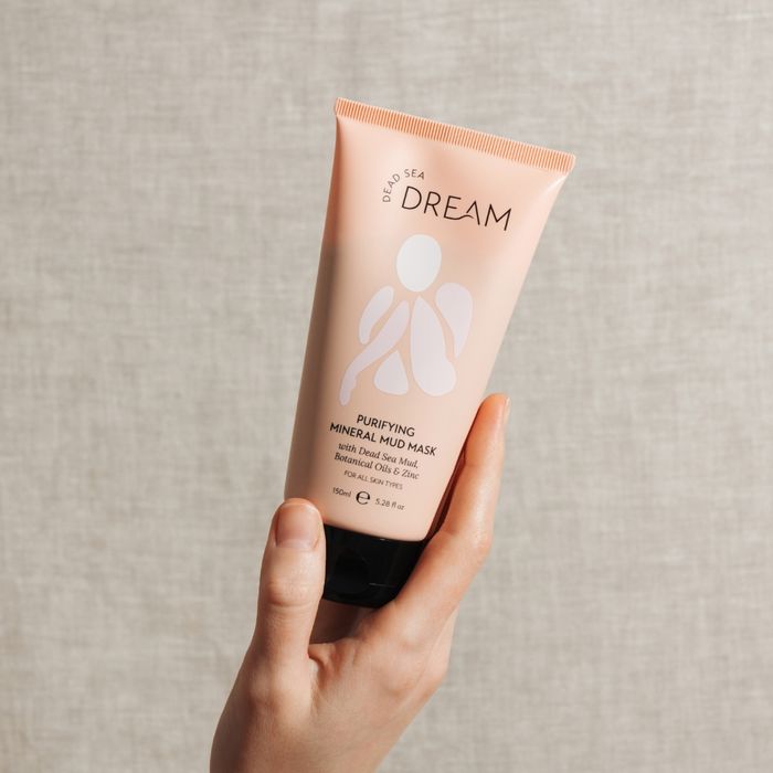 Purifying Mineral Mud Mask