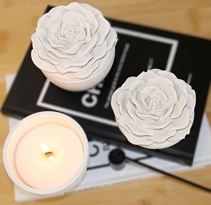 Crowning Rose Wood Wick Candle