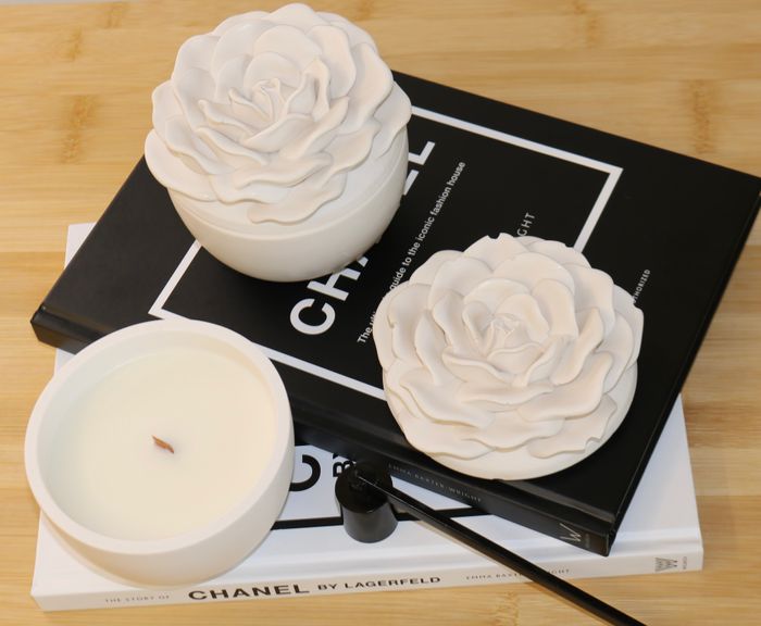 Crowning Rose Wood Wick Candle