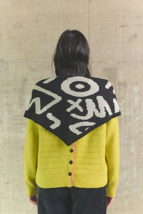 Triangle scarf
